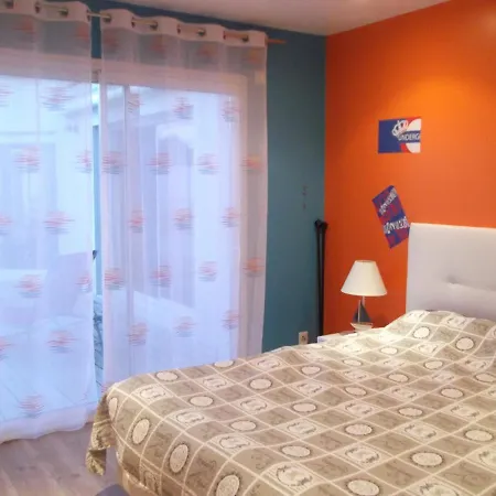 Oyala Avec Piscine, Spacieuse Et De Qualite فيلة سان بيار دو أوليرون