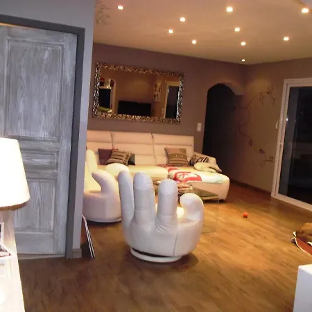 فيلة Oyala Avec Piscine, Spacieuse Et De Qualite سان بيار دو أوليرون