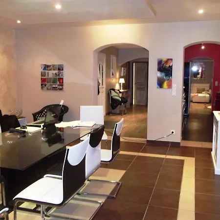 Oyala Avec Piscine, Spacieuse Et De Qualite فيلة سان بيار دو أوليرون